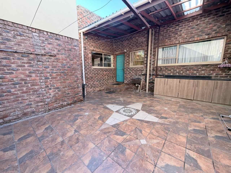 5 Bedroom Property for Sale in Blue Rise Eastern Cape